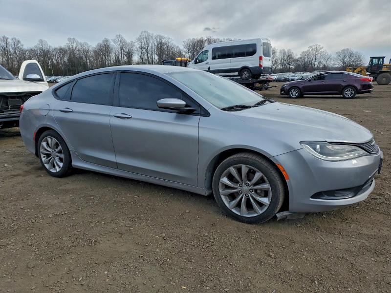 Photo 4 from auction – 2015 CHRYSLER 200 S with VIN 1C3CCCBB6FN665621