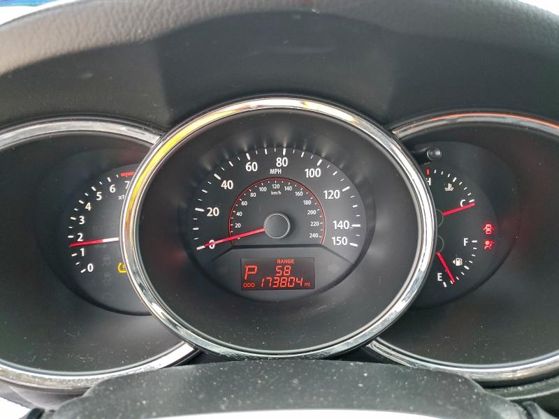Photo 9 from auction – 2011 KIA SORENTO EX with VIN 5XYKU4A29BG027862