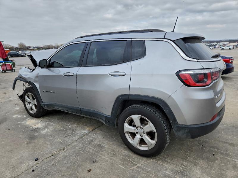 Photo 2 from auction – 2018 JEEP COMPASS with VIN 3C4NJDBB0JT282489
