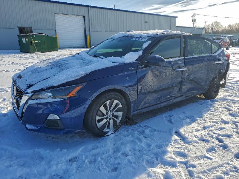 NISSAN ALTIMA S 2022 with VIN 1N4BL4BV6NN348353 - Photo from auction