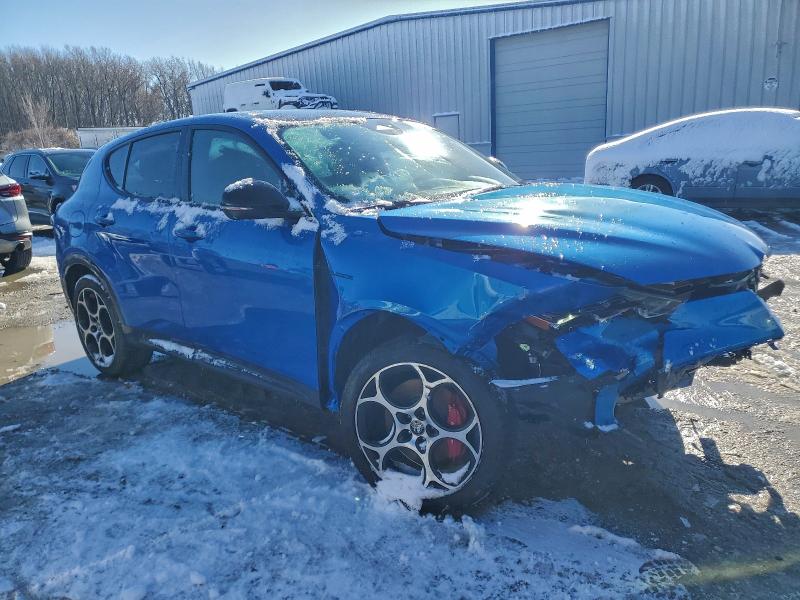 Photo 4 from auction – 2024 ALFA ROMEO TONALE VEL with VIN ZASPATDW3R3046658