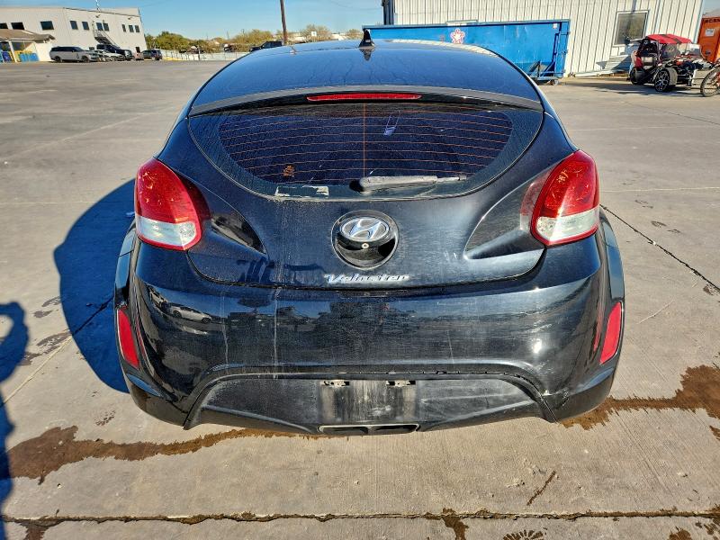 Photo 6 from auction – 2016 HYUNDAI VELOSTER with VIN KMHTC6AD0GU251883