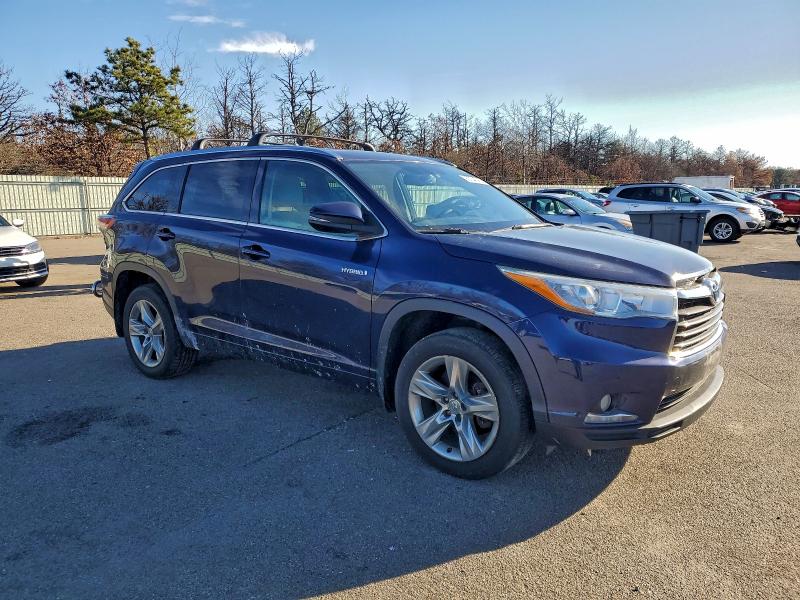 Foto 4 de la subasta – 2015 TOYOTA HIGHLANDER con VIN 5TDDCRFH8FS012994