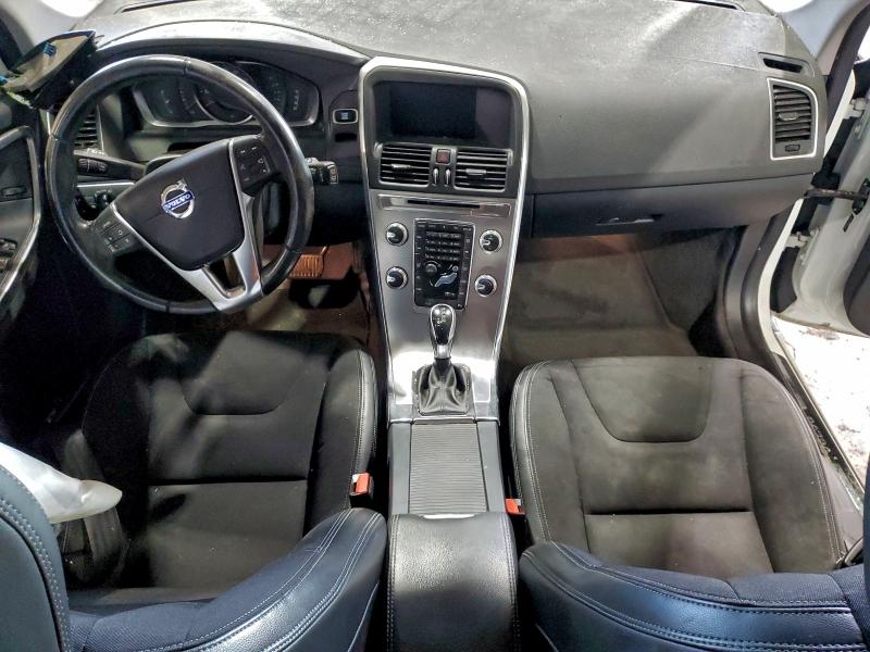 Photo 8 from auction – 2017 VOLVO XC60 T5 with VIN YV440MDJ9H2084067