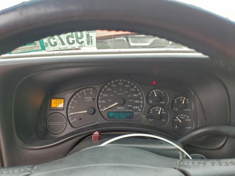 Photo 9 from auction – 2002 CHEVROLET AVALANCHE with VIN 3GNEC13T92G147271