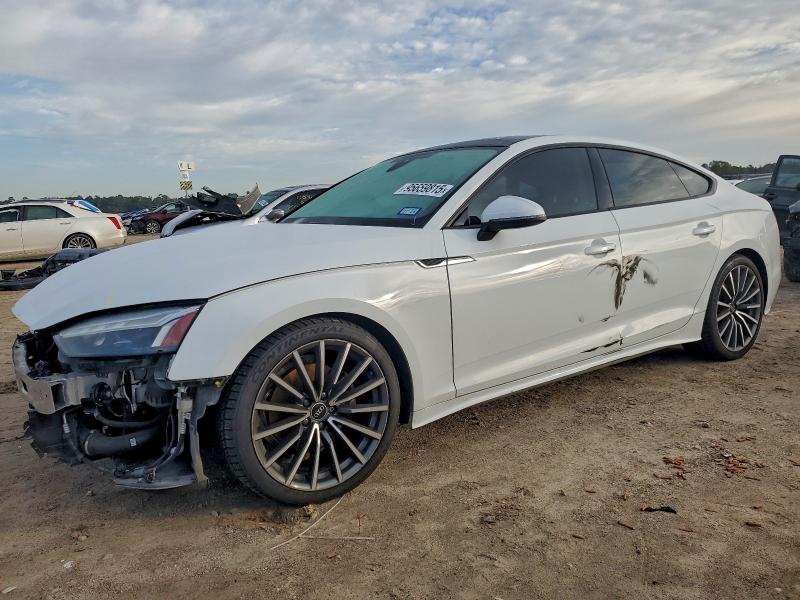 AUDI A5 PREMIUM 2022 with VIN WAUCBCF57NA005156 - Photo from auction