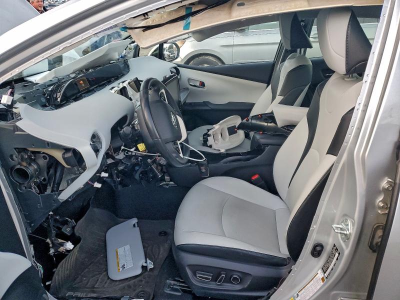 Photo 7 from auction – 2017 TOYOTA PRIUS PRIM with VIN JTDKARFP5H3059215