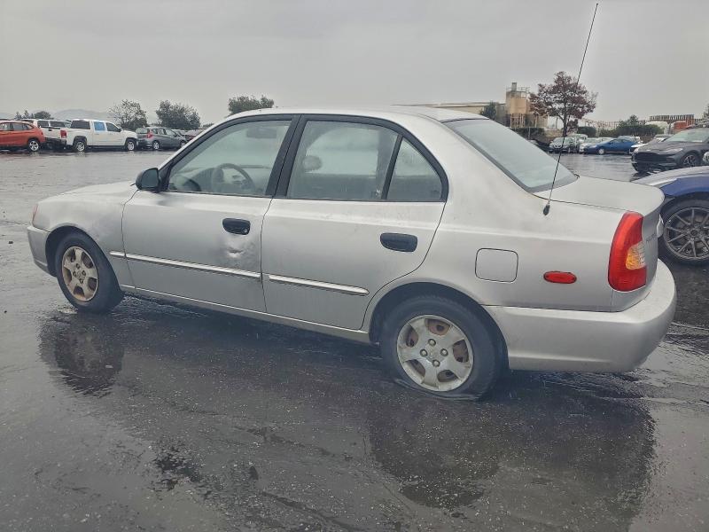 Photo 2 from auction – 2001 HYUNDAI ACCENT GL with VIN KMHCG45C41U196338