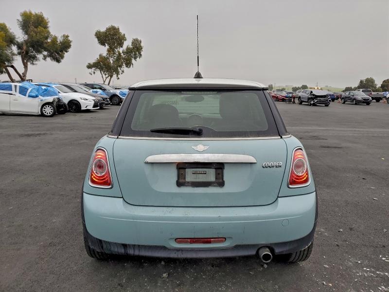 Photo 6 from auction – 2012 MINI COOPER with VIN WMWSU3C52CT254928