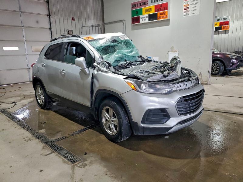 Photo 4 from auction – 2020 CHEVROLET TRAX 1LT with VIN KL7CJPSB9LB004457