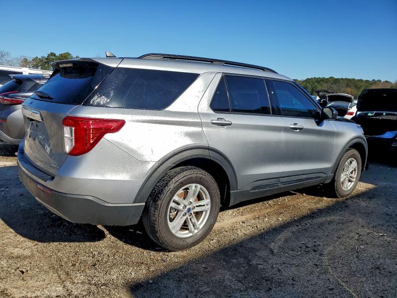 Photo 3 from auction – 2022 FORD EXPLORER X with VIN 1FMSK8DH5NGC00416