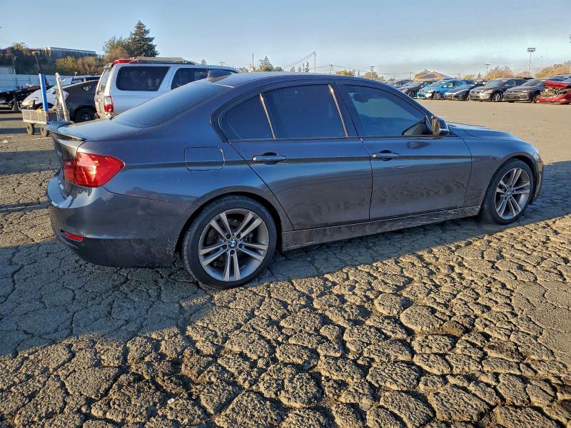 Photo 3 from auction – 2013 BMW 328 I SULE with VIN WBA3C1G56DNR45794