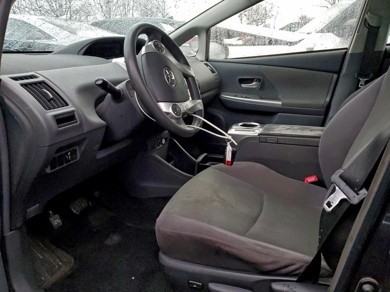 Photo 7 from auction – 2014 TOYOTA PRIUS V with VIN JTDZN3EUXEJ013152