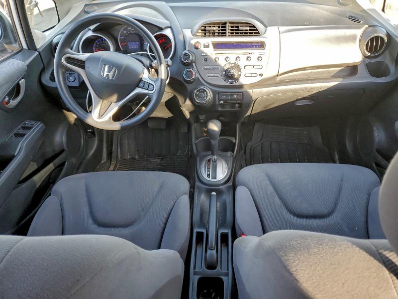 Photo 8 from auction – 2013 HONDA FIT with VIN JHMGE8H3XDC019817