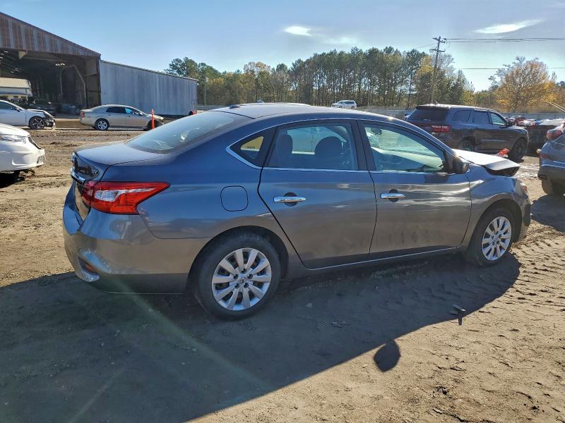 Photo 3 from auction – 2017 NISSAN SENTRA S with VIN 3N1AB7AP1HL672024