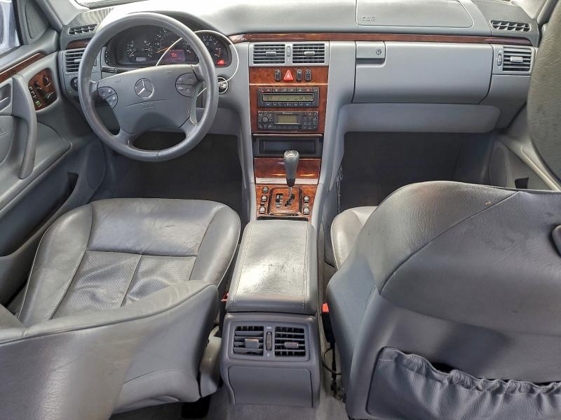 Photo 8 from auction – 2000 MERCEDES-BENZ E 430 with VIN WDBJF70J9YA970342