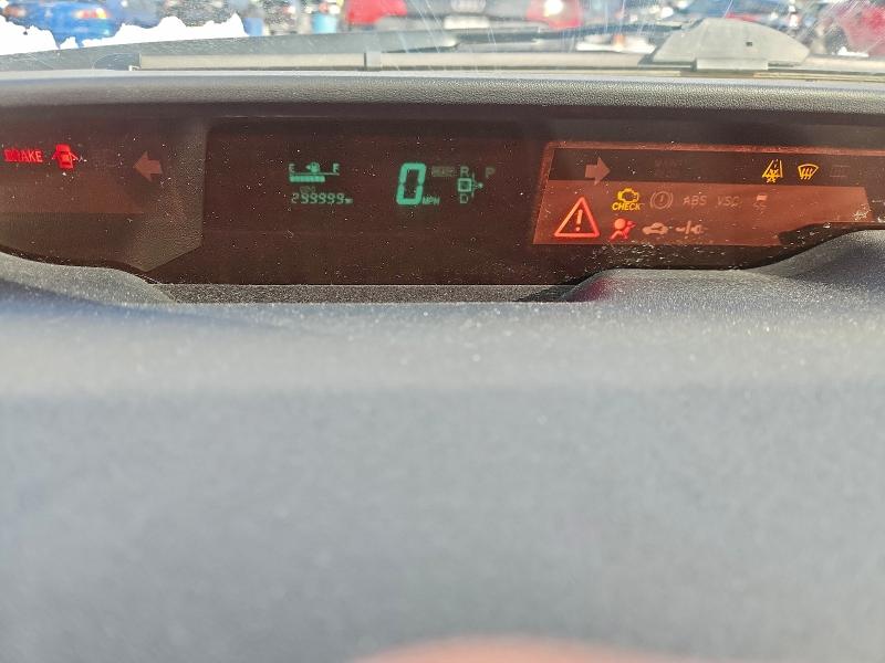 Photo 9 from auction – 2005 TOYOTA PRIUS with VIN JTDKB20U153049019