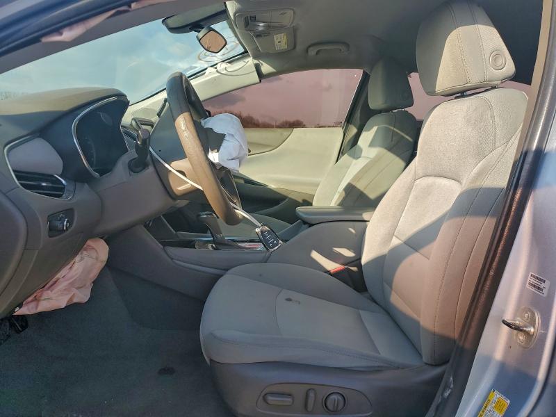 Photo 7 from auction – 2018 CHEVROLET MALIBU LT with VIN 1G1ZD5ST8JF184398