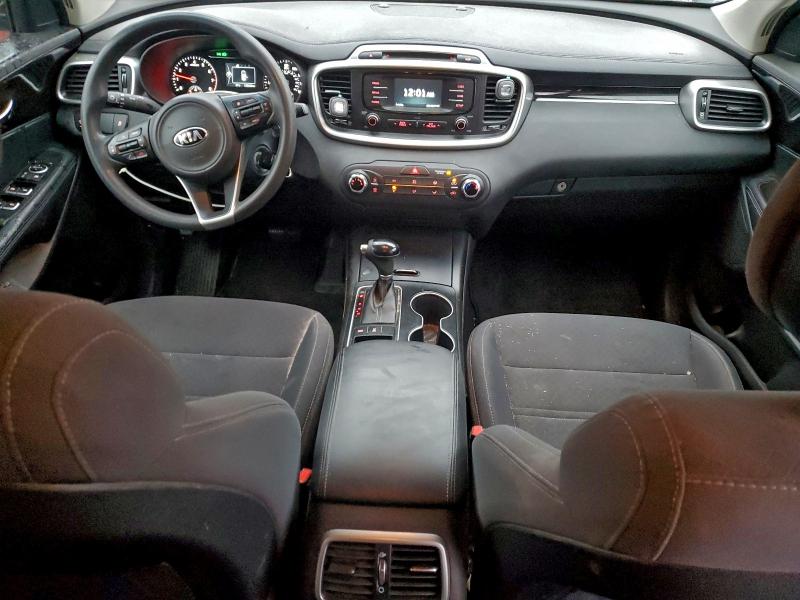 Photo 8 from auction – 2016 KIA SORENTO LX with VIN 5XYPGDA53GG141306