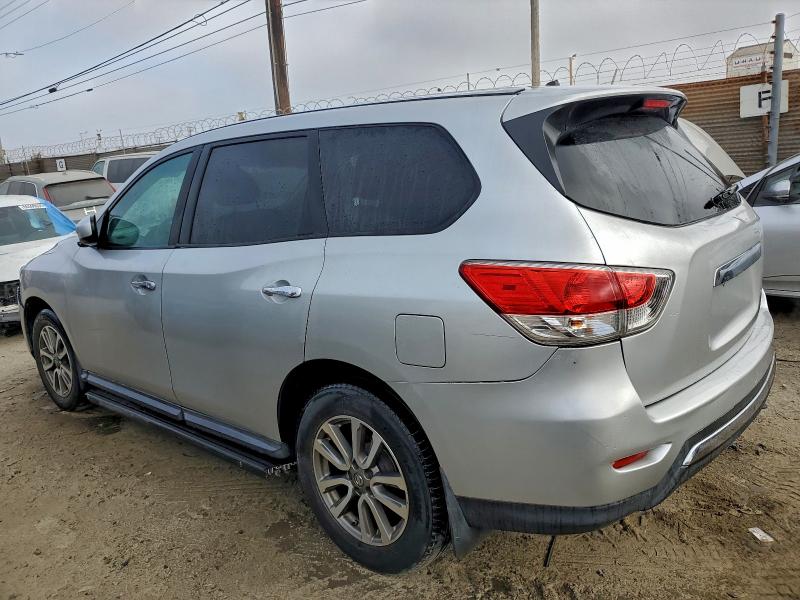 Photo 2 from auction – 2013 NISSAN PATHFINDER with VIN 5N1AR2MN1DC659202