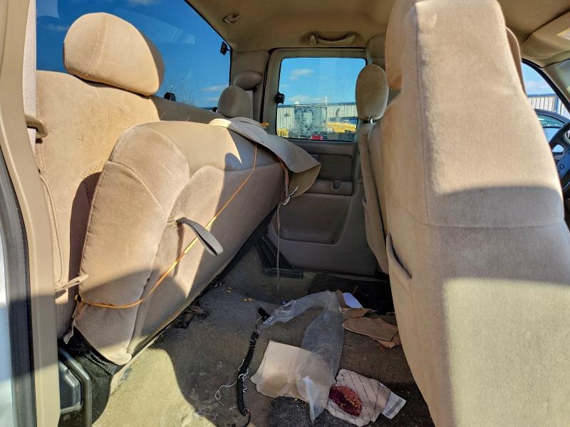 Photo 10 from auction – 2002 CHEVROLET SILVERADO with VIN 2GCEC19T821191058