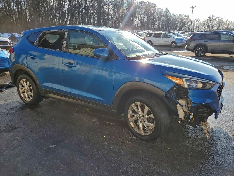 Photo 4 from auction – 2019 HYUNDAI TUCSON SE with VIN KM8J2CA49KU846510