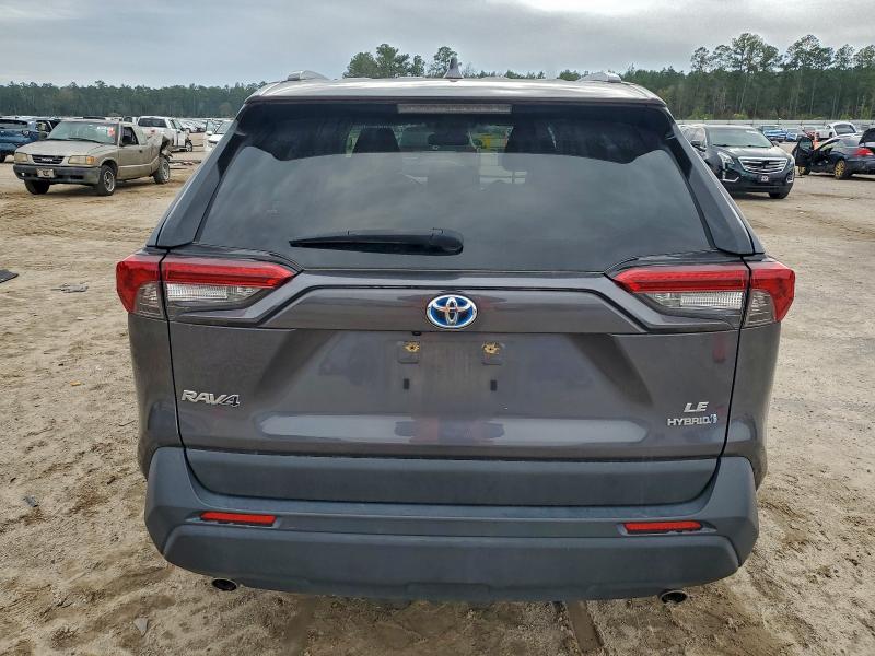 Photo 6 from auction – 2022 TOYOTA RAV4 LE with VIN JTMLWRFV4ND156142