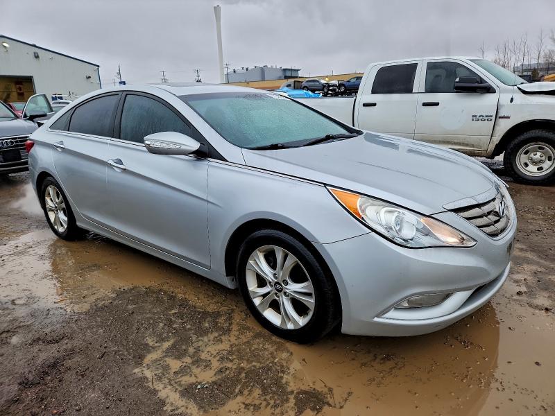 Photo 4 from auction – 2013 HYUNDAI SONATA SE with VIN 5NPEC4ACXDH545810