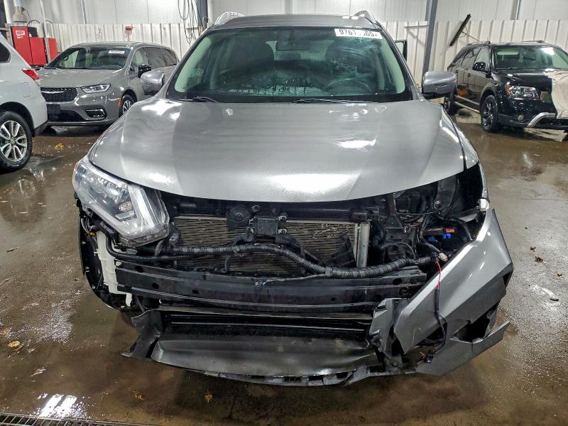 Photo 5 from auction – 2018 NISSAN ROGUE S with VIN KNMAT2MT8JP606165