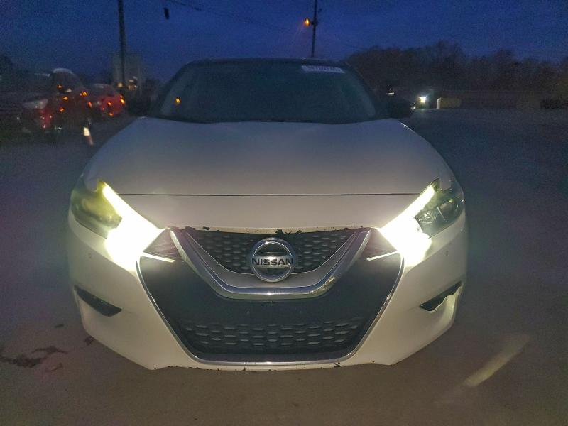 Photo 5 from auction – 2017 NISSAN MAXIMA 3.5 with VIN 1N4AA6AP2HC435683