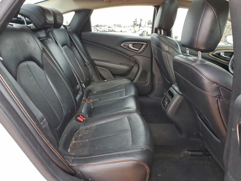 Photo 10 from auction – 2015 CHRYSLER 200 with VIN 1C3CCCCG4FN686364
