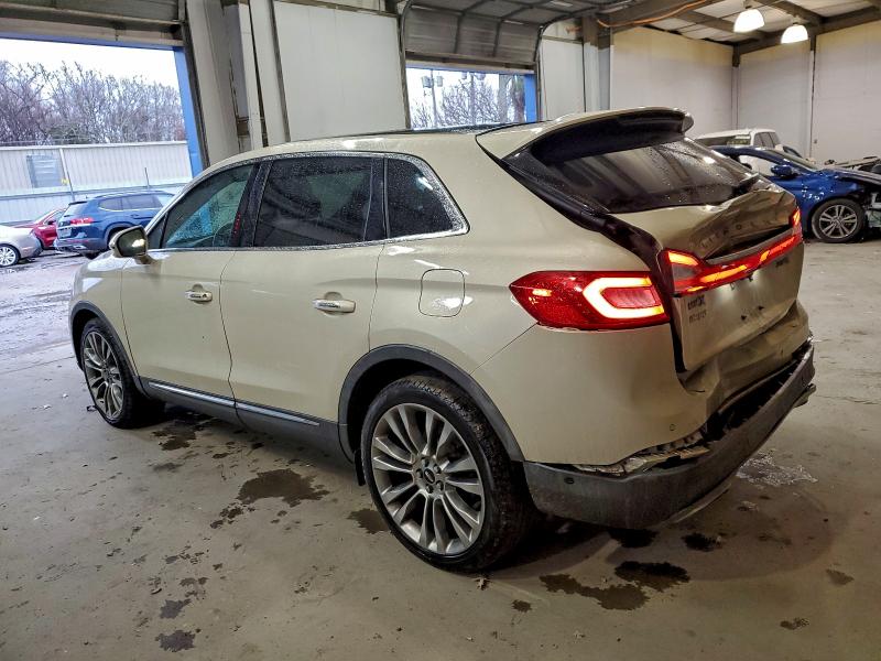 Foto 2 de la subasta – 2016 LINCOLN MKX RESERV con VIN 2LMTJ8LP8GBL71210