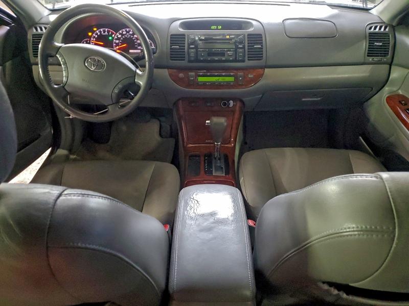 Photo 8 from auction – 2005 TOYOTA CAMRY LE with VIN 4T1BF30K35U590376
