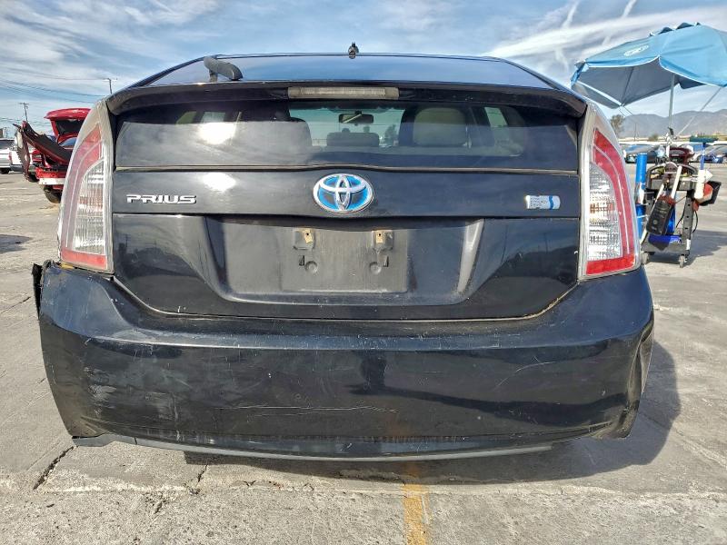 Photo 6 from auction – 2014 TOYOTA PRIUS with VIN JTDKN3DU4E0390682