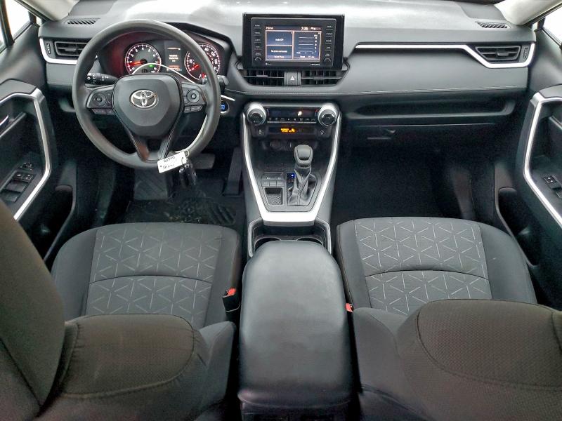 Photo 8 from auction – 2021 TOYOTA RAV4 XLE with VIN 2T3W1RFV1MW113939