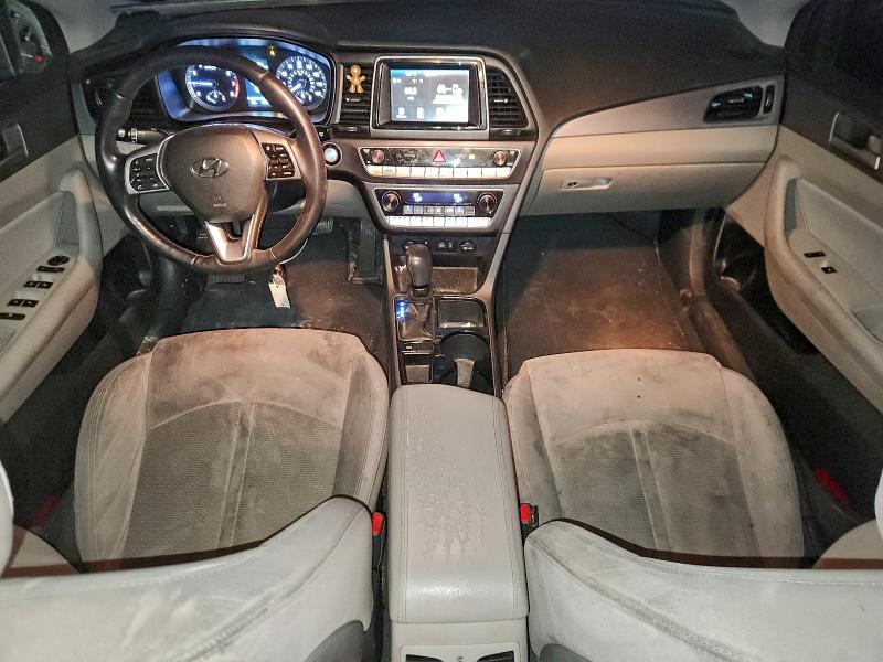 Photo 8 from auction – 2019 HYUNDAI SONATA LIM with VIN 5NPE34AF8KH752669