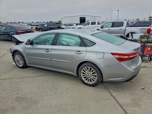 Photo 2 from auction – 2015 TOYOTA AVALON HYB with VIN 4T1BD1EB2FU039005