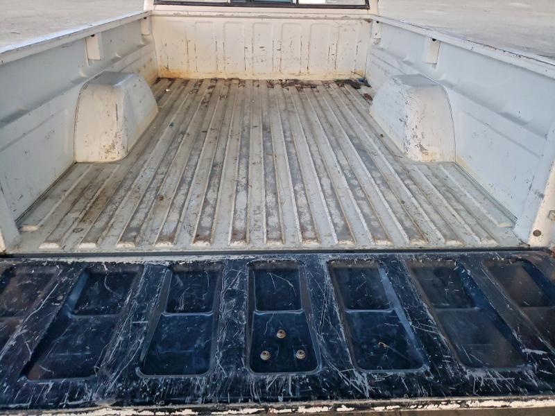 Photo 10 from auction – 1990 GMC SIERRA C15 with VIN 2GTEC14H4L1563564