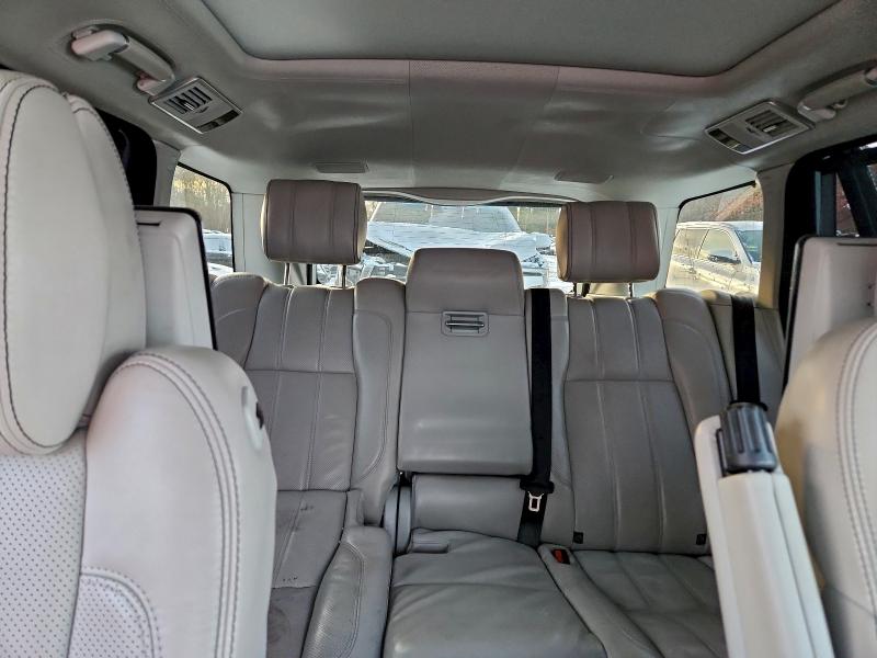 Photo 10 from auction – 2017 LAND ROVER RANGE ROVE with VIN SALGV5FE7HA360560