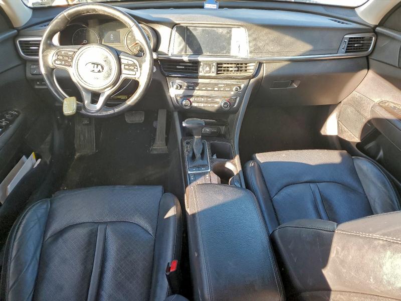 Photo 8 from auction – 2016 KIA OPTIMA with VIN 5XXGU4L31GG113822