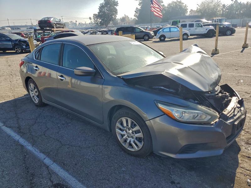 Photo 4 from auction – 2016 NISSAN ALTIMA 2.5 with VIN 1N4AL3AP1GC152151