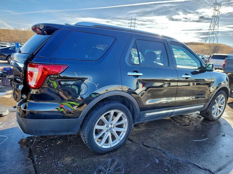 Photo 3 from auction – 2017 FORD EXPLORER L with VIN 1FM5K8F81HGD12600