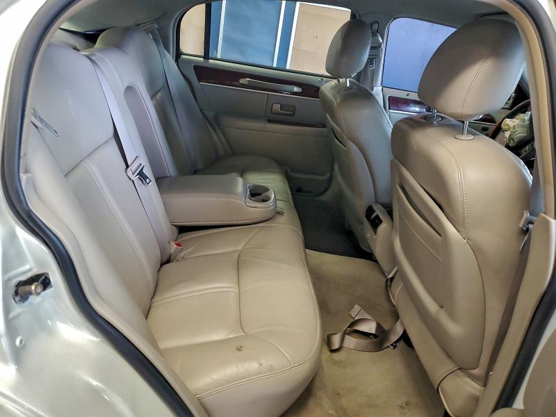 Photo 10 from auction – 2004 LINCOLN TOWN CAR U with VIN 1LNHM83W44Y652046