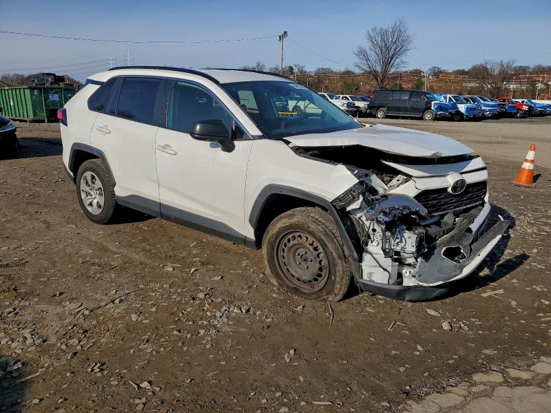 Photo 4 from auction – 2019 TOYOTA RAV4 LE with VIN JTMF1RFV1KD033390