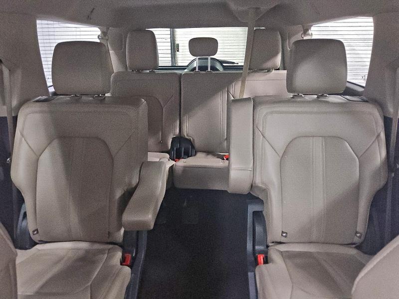 Photo 10 from auction – 2023 FORD EXPEDITION with VIN 1FMJK2A84PEA48365