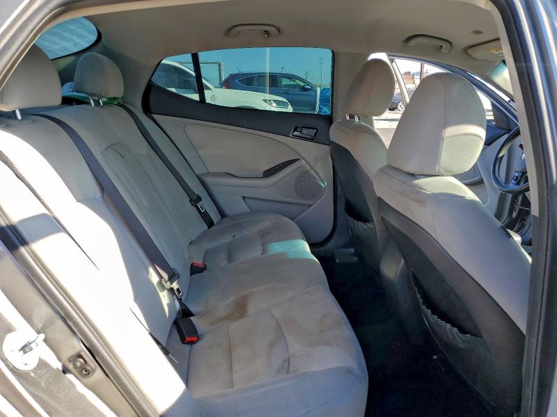 Photo 10 from auction – 2012 KIA OPTIMA LX with VIN 5XXGM4A72CG035647