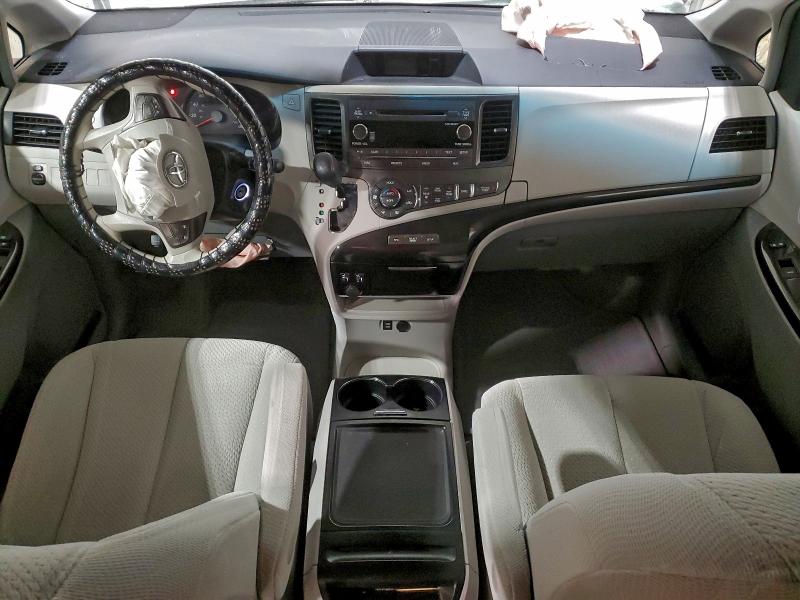 Photo 8 from auction – 2014 TOYOTA SIENNA LE with VIN 5TDJK3DC0ES087231