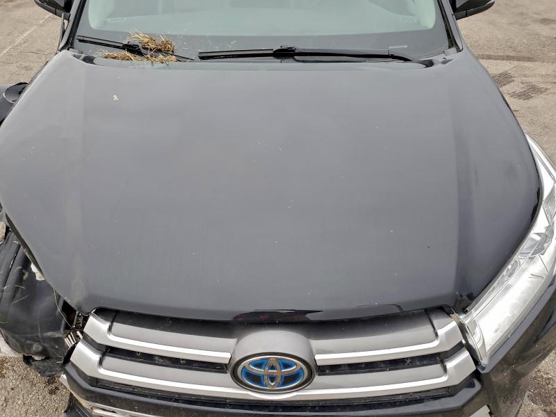 Photo 12 from auction – 2017 TOYOTA HIGHLANDER with VIN 5TDJGRFHXHS034540