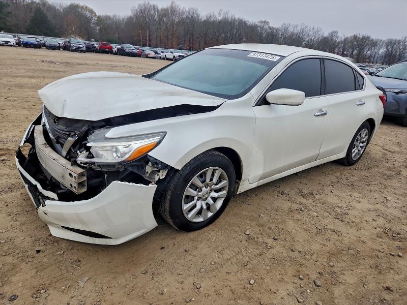 NISSAN ALTIMA 2.5 2016 with VIN 1N4AL3AP7GN359888 - Photo from auction