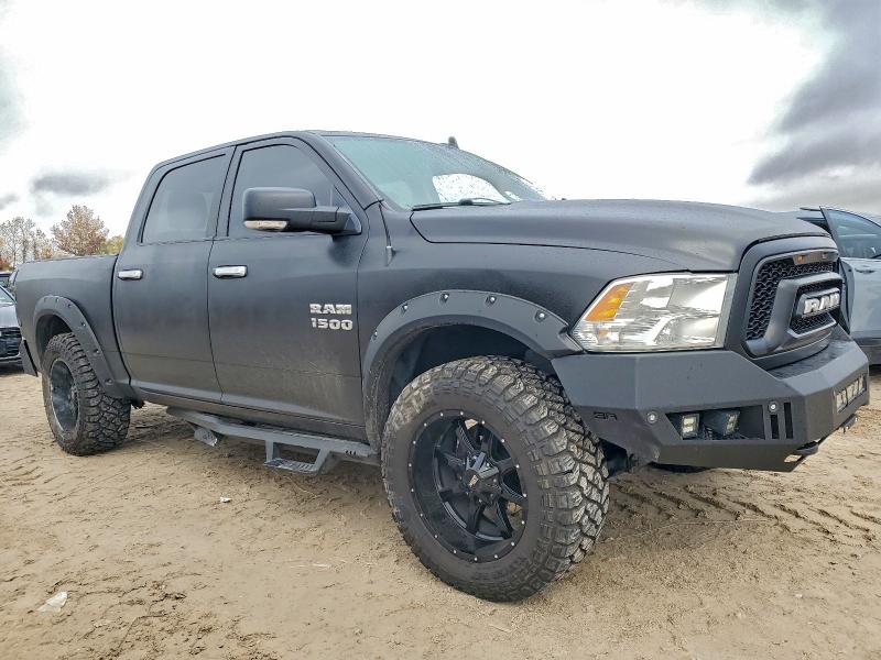 Photo 4 from auction – 2017 RAM 1500 SLT with VIN 3C6RR7LT9HG565521